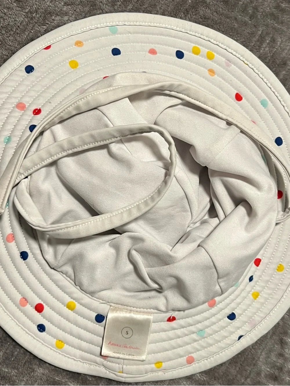Hanna Andersson White Sun Hat with Red, Yellow, Navy & Pink Polka Dots